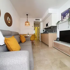 https://apartamento-nuevo-los-patos-2.1costadelsol.com